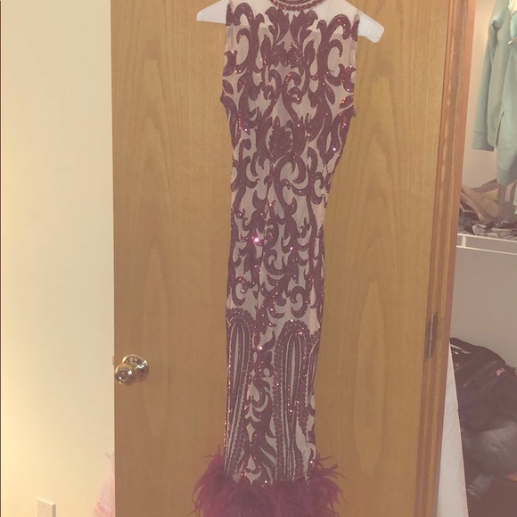 Dress - Picture 1 of 2